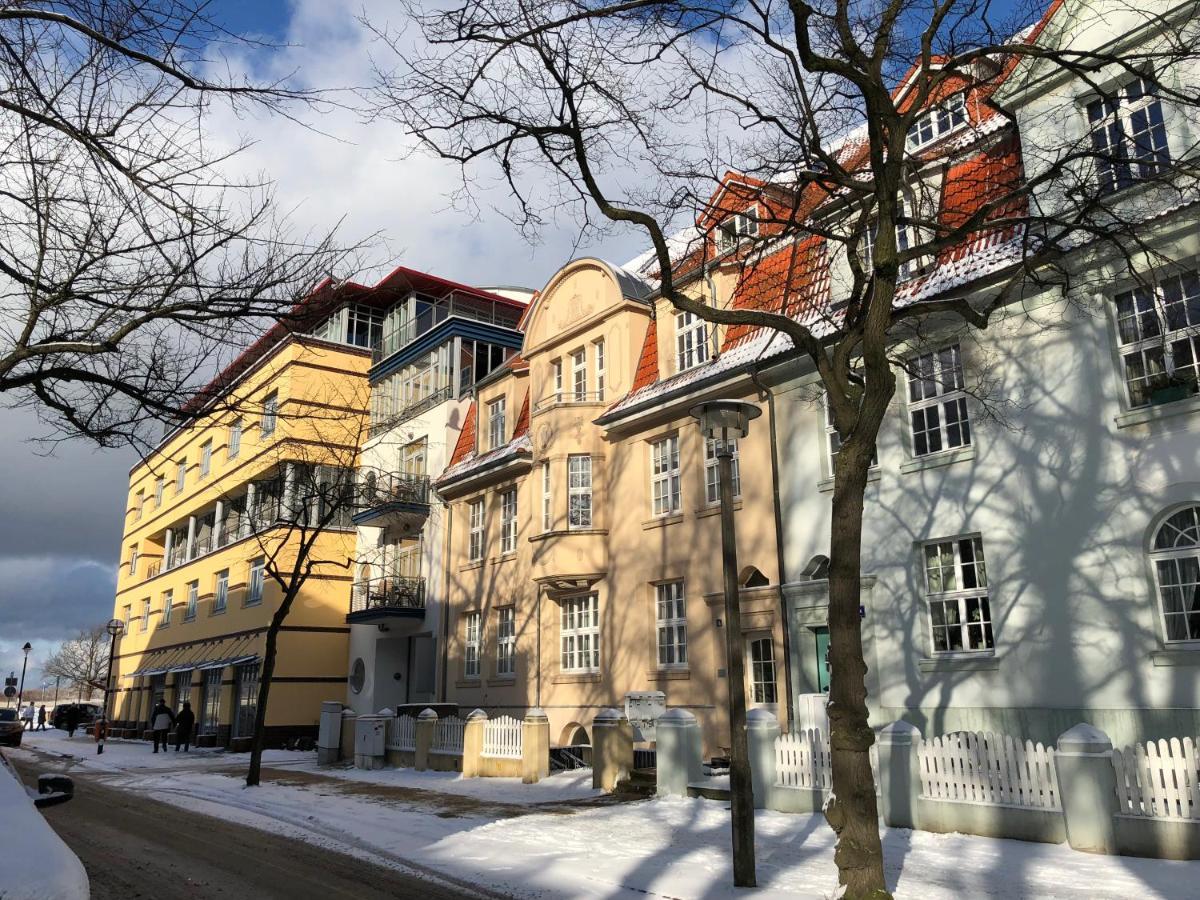 Ankerplatz Warnemuende - Direkte Strandnaehe Mit Leuchtturmblick Rostock Exteriör bild